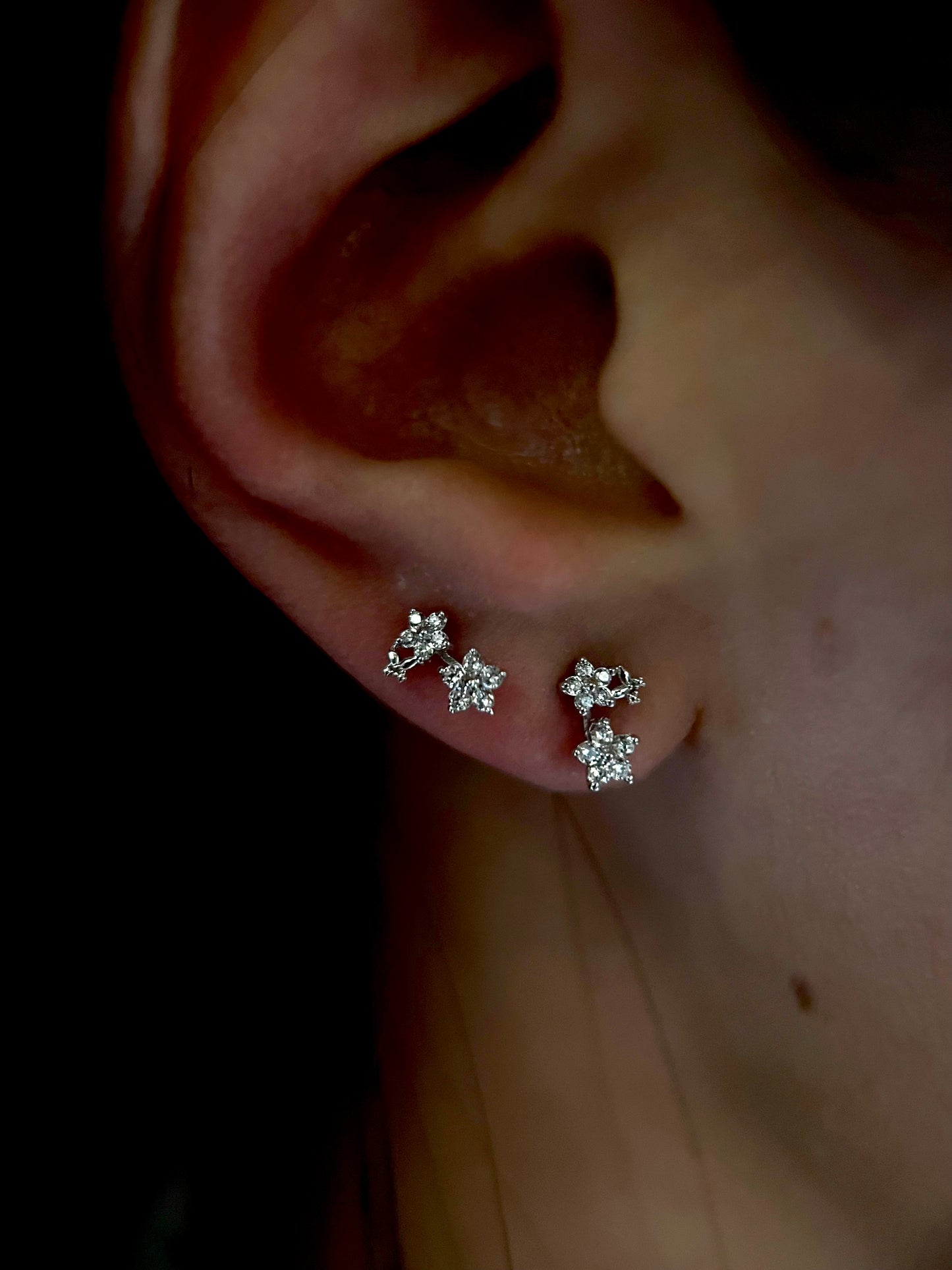 Auriella Floret Stud Earrings 925 Silver